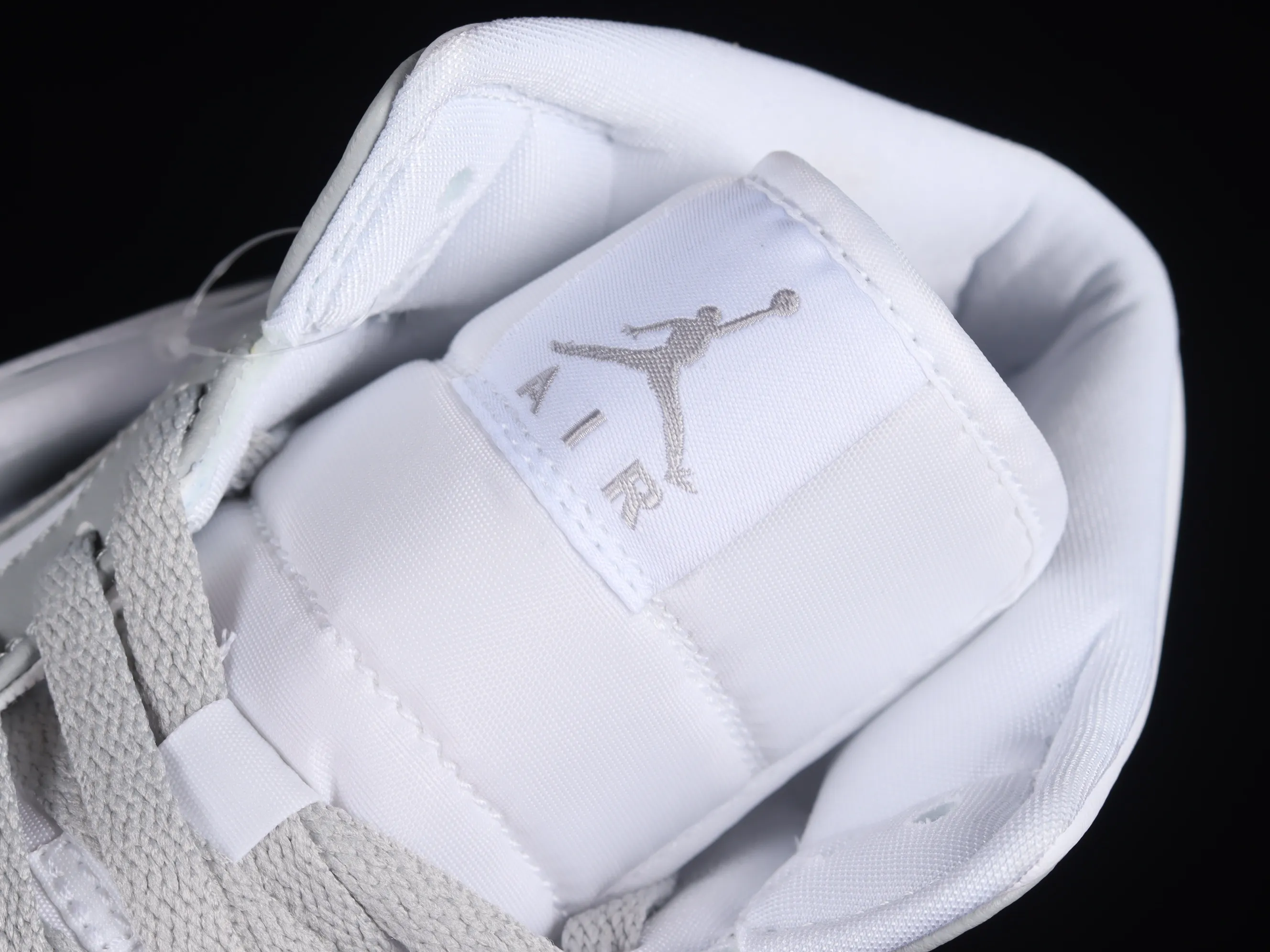 All categories Air Jordan Jordan series basketball shoes Air Jordan 1 Mid Air Jordan 1 Mid "Grey Sail" AJ Joe 1 New White Gray China Basketball Shoes BQ6472-115